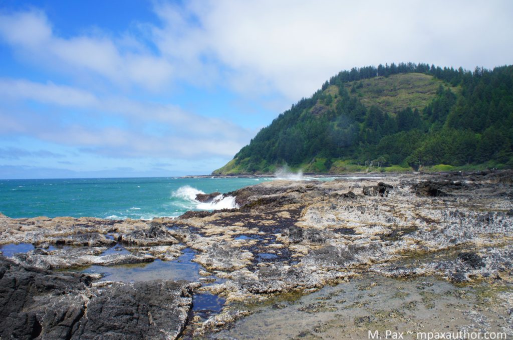 Devils Punch Bowl